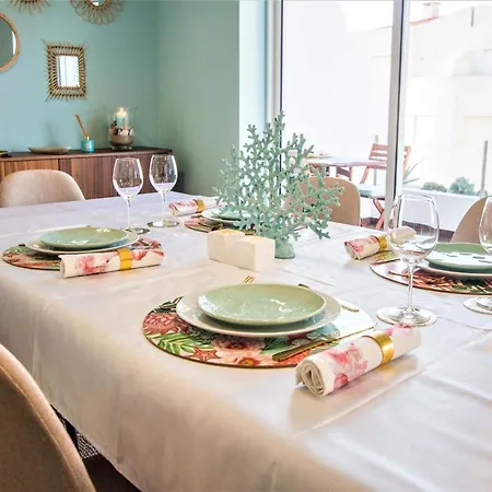 Coast Way House Apartmán *