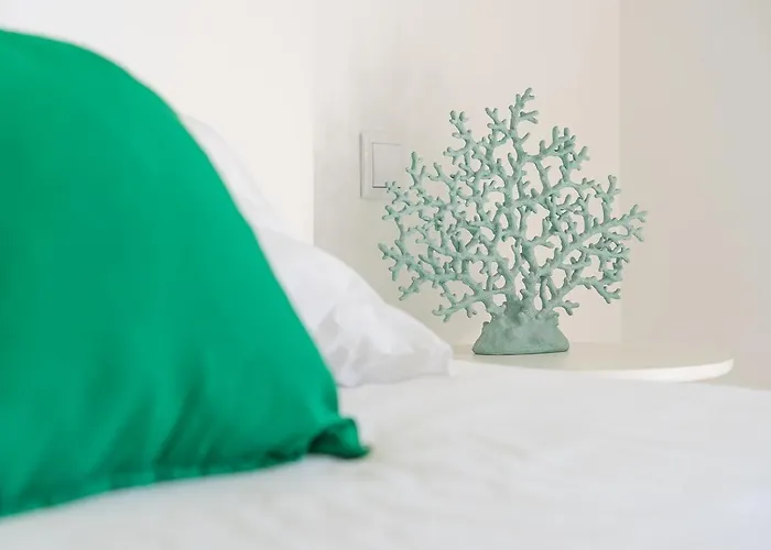 Апартаменты Guestready - Relaxing Escape Near The